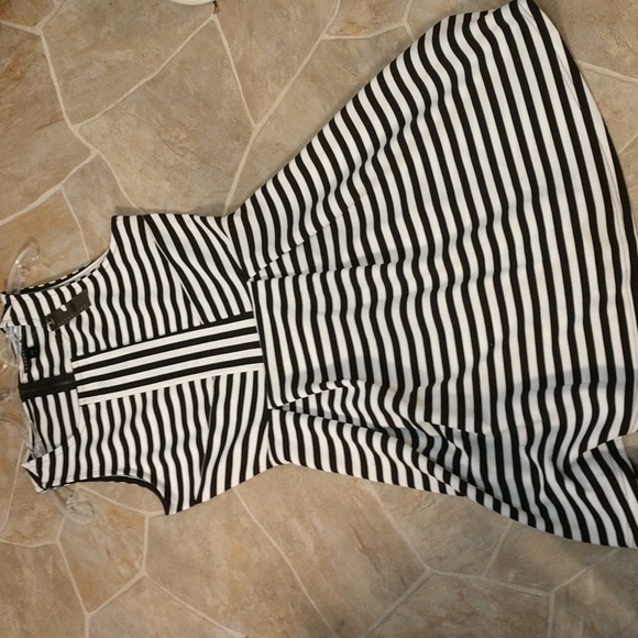 attention Dresses & Skirts - NWT Attention Fun Striped Skater Sleeveless Dress  with Zipper Size Medium